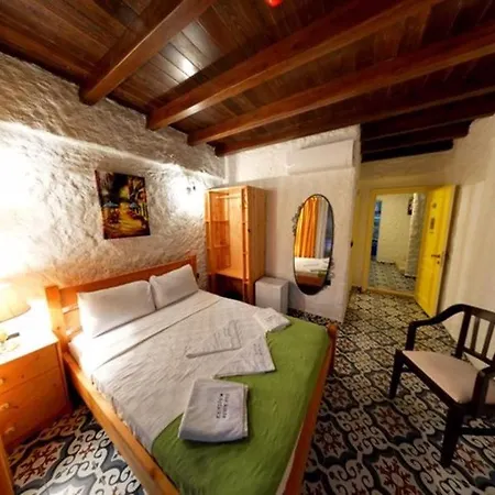 Frühstückspension Elysium 4*