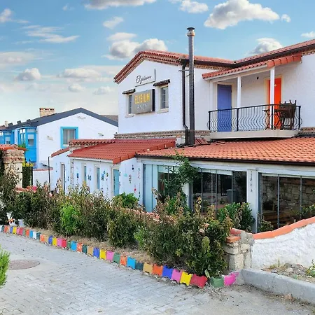 Couette-café Elysium Çeşme
